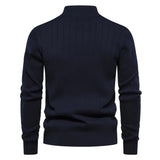 Martin – Elegantni Pulover s Ogrlicom